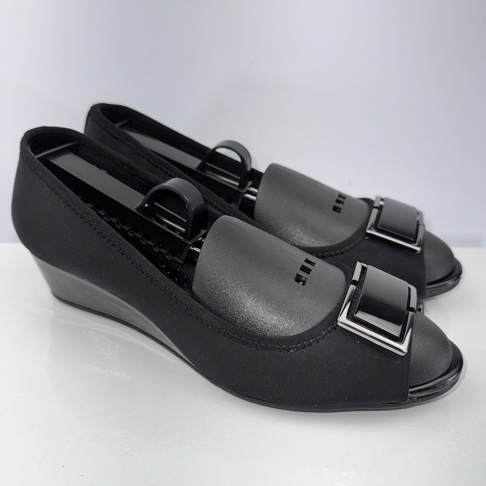 Bandolino Cianna Peep Toe Wedge Black Women's Sz 6.5 M